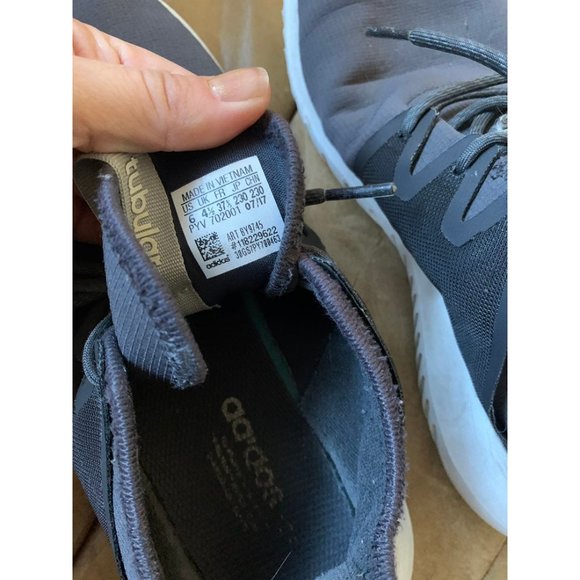 Adidas runing shoe 6 - Picture 5 of 10